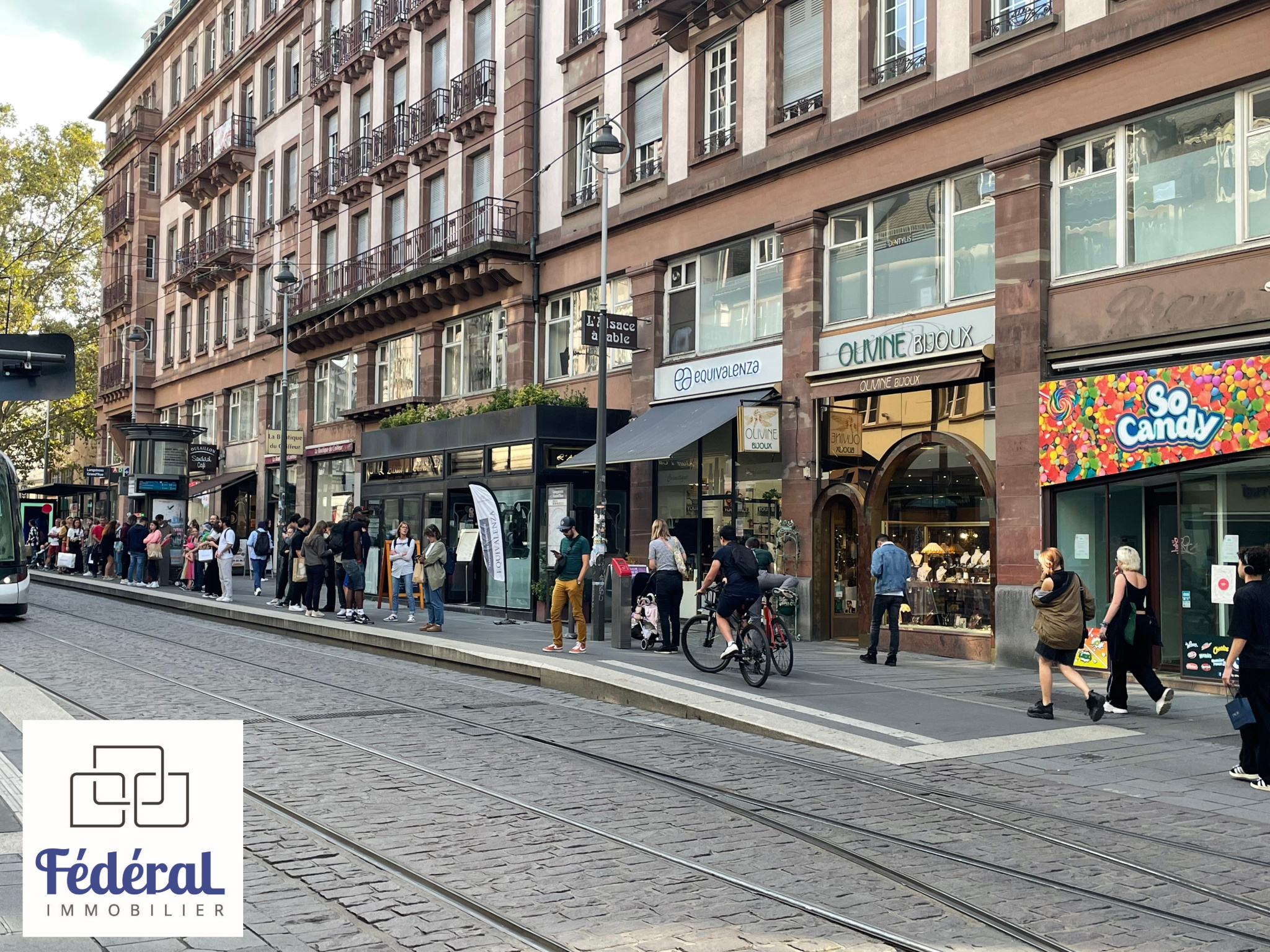 TRES RARE ! Une boutique à un tel endroit à Strasbourg hyper